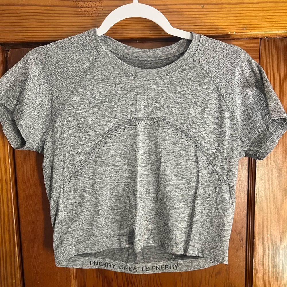 Lululemon Swiftly Tech Cropped Short Sleeve Tee size 10